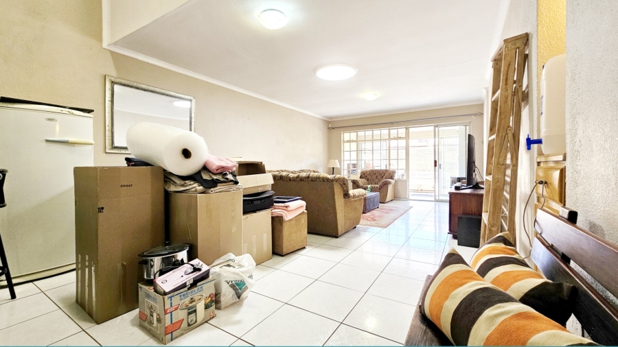 3 Bedroom Property for Sale in Three Rivers Gauteng