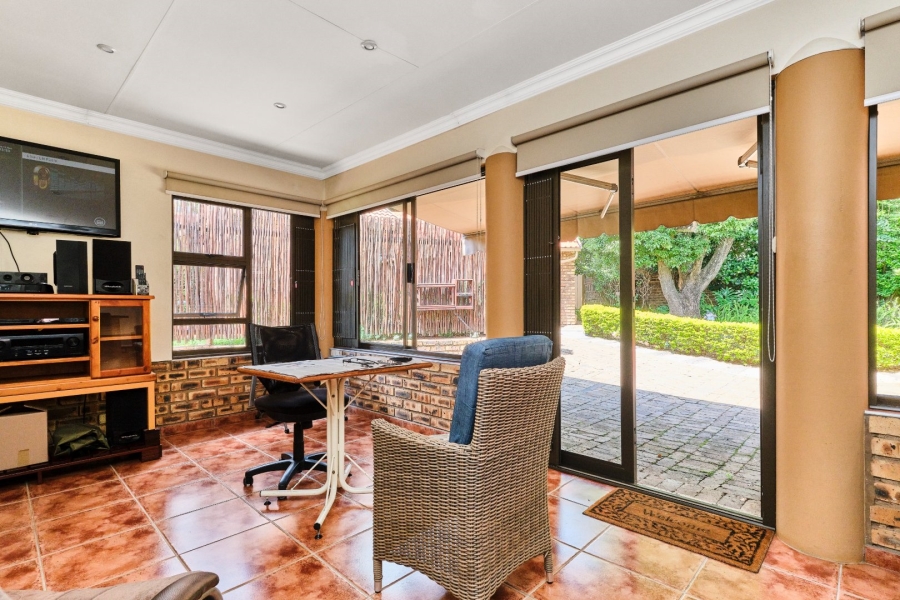 4 Bedroom Property for Sale in Allens Nek Gauteng