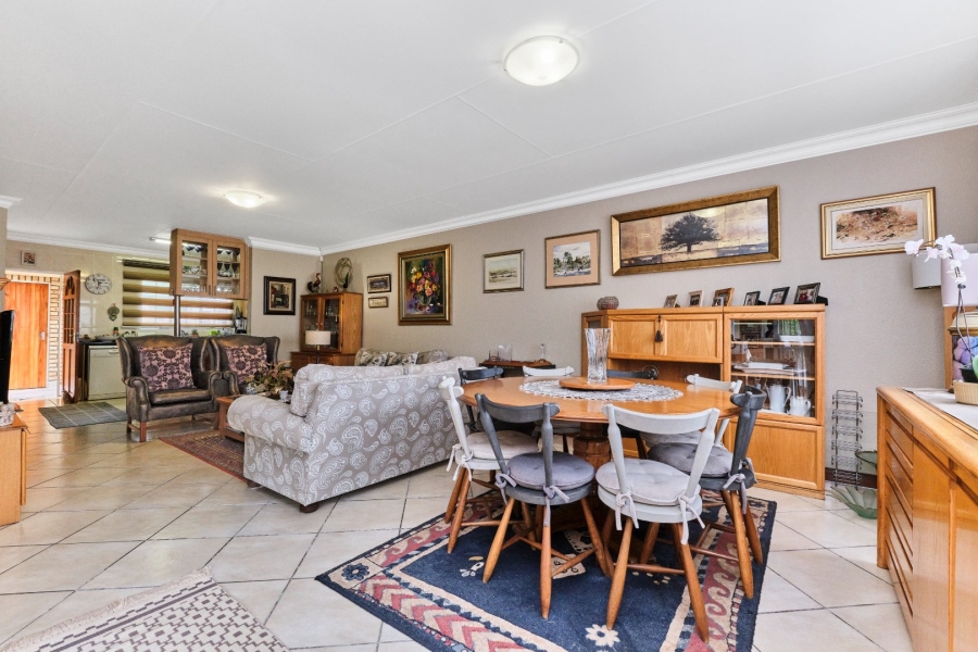 3 Bedroom Property for Sale in Honeydew Manor Gauteng