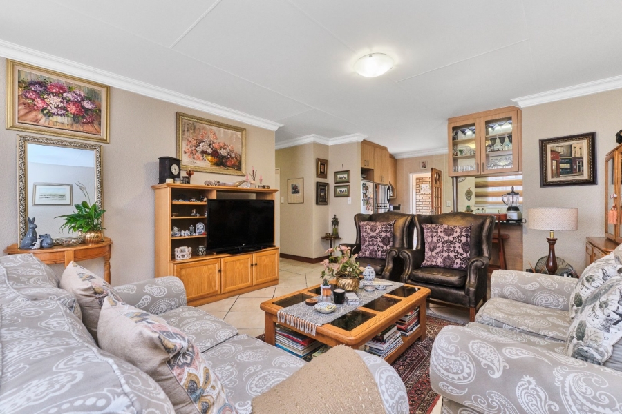 3 Bedroom Property for Sale in Honeydew Manor Gauteng