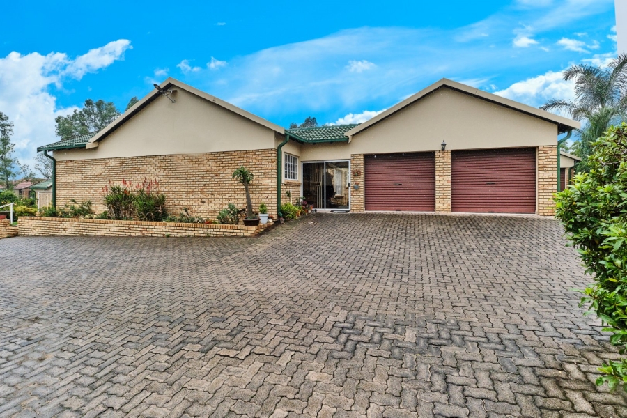 3 Bedroom Property for Sale in Honeydew Manor Gauteng