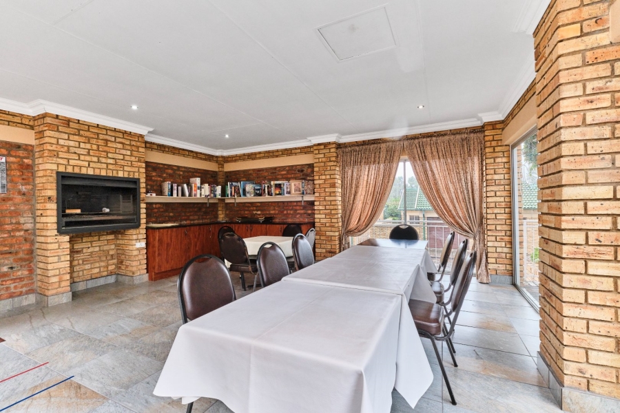 3 Bedroom Property for Sale in Honeydew Manor Gauteng