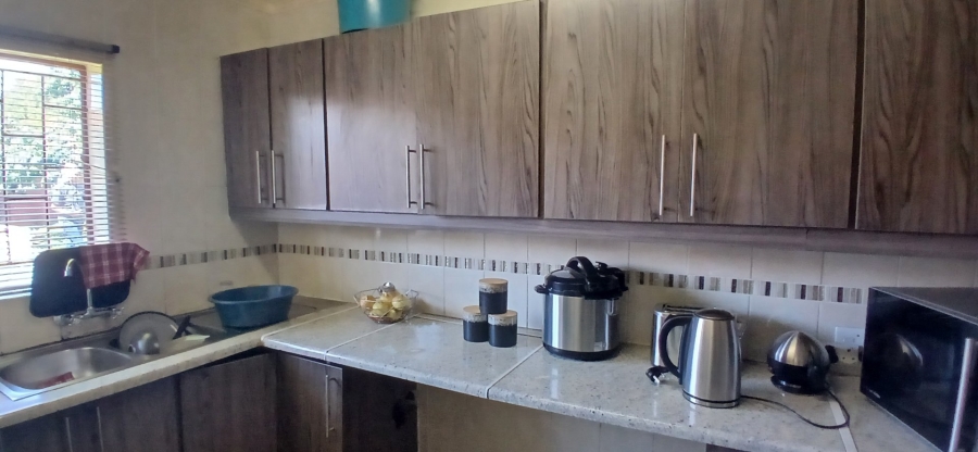 3 Bedroom Property for Sale in Heuweloord Gauteng