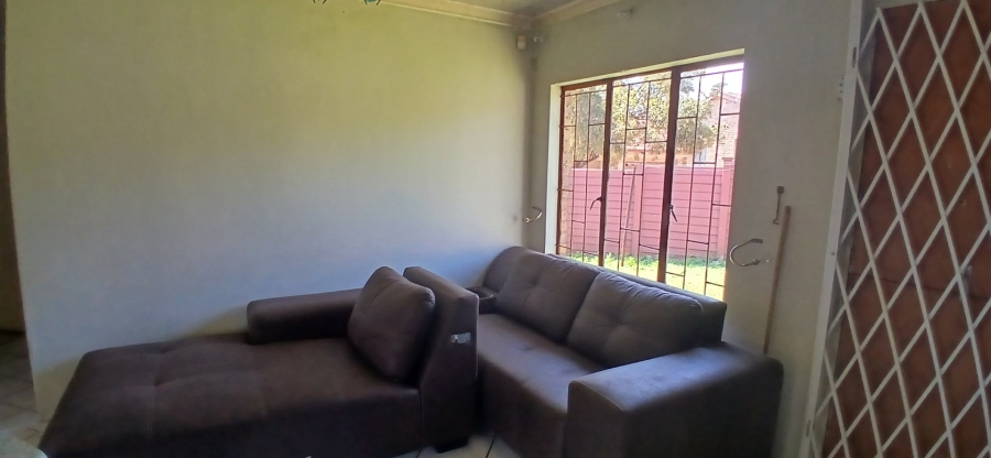 3 Bedroom Property for Sale in Heuweloord Gauteng