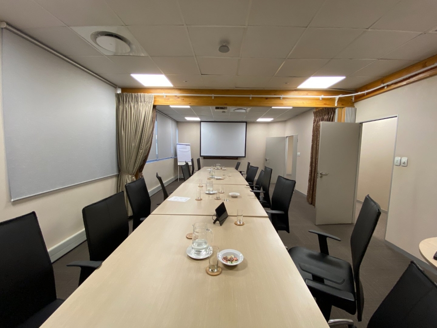 To Let commercial Property for Rent in Midridge Park Gauteng