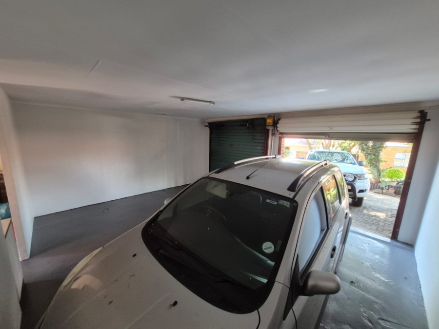 3 Bedroom Property for Sale in Wapadrand Gauteng