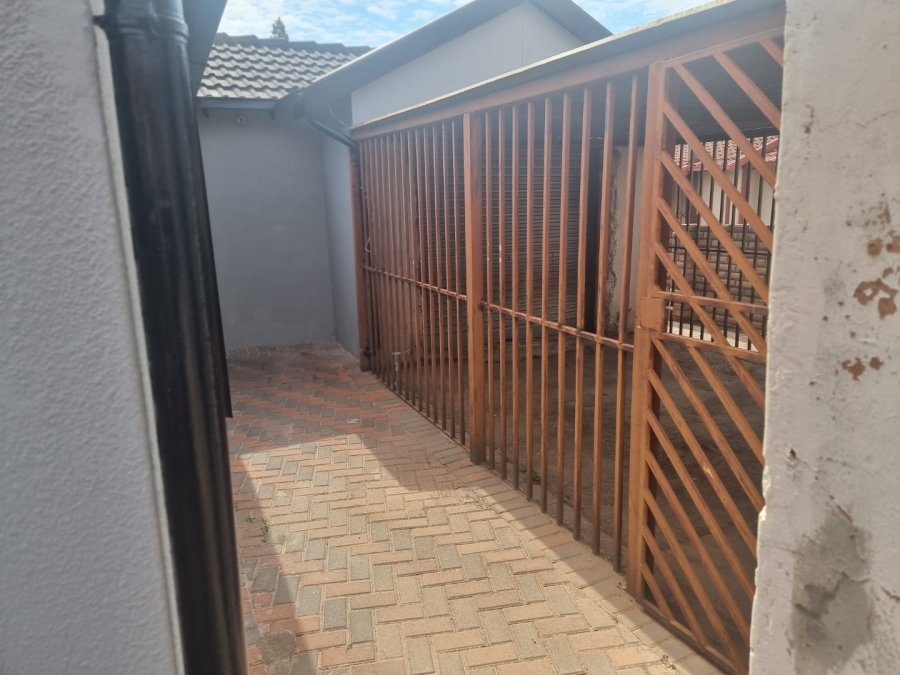 3 Bedroom Property for Sale in Danville Gauteng