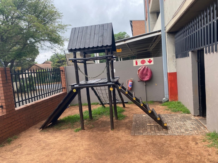 2 Bedroom Property for Sale in Kempton Park Central Gauteng