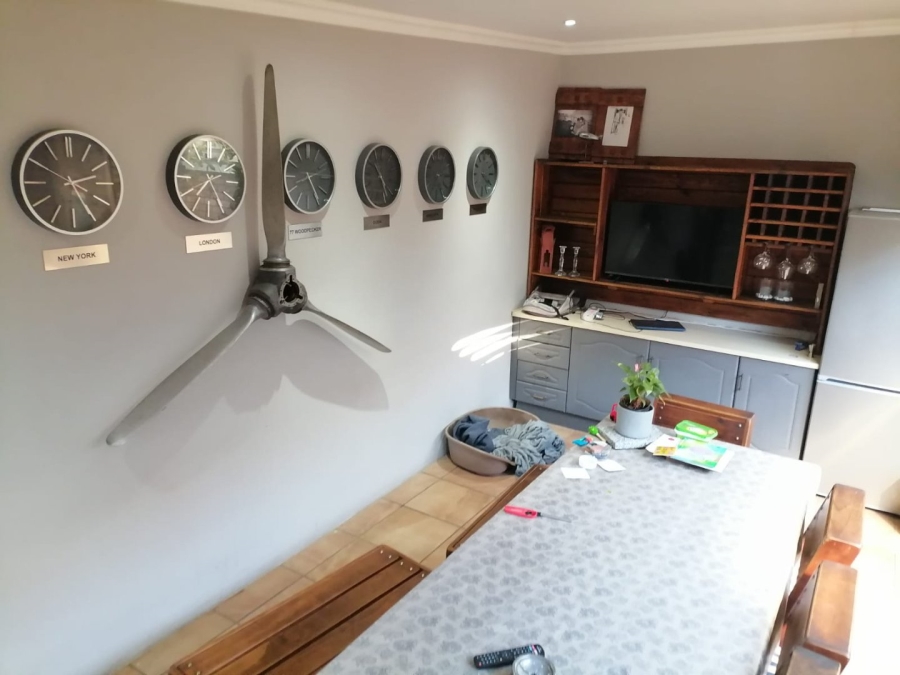 3 Bedroom Property for Sale in Wierdaglen Estate Gauteng