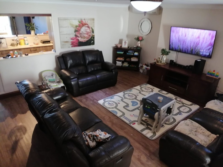 3 Bedroom Property for Sale in Wierdaglen Estate Gauteng