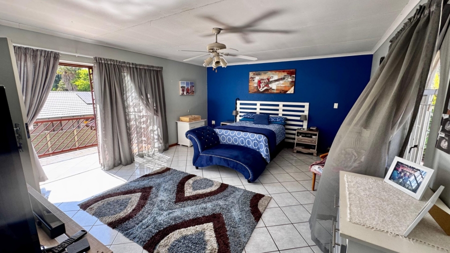 4 Bedroom Property for Sale in Eldoraigne Gauteng