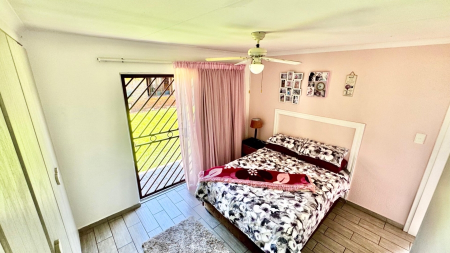 4 Bedroom Property for Sale in Eldoraigne Gauteng