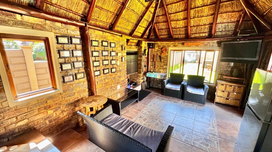 4 Bedroom Property for Sale in Eldoraigne Gauteng