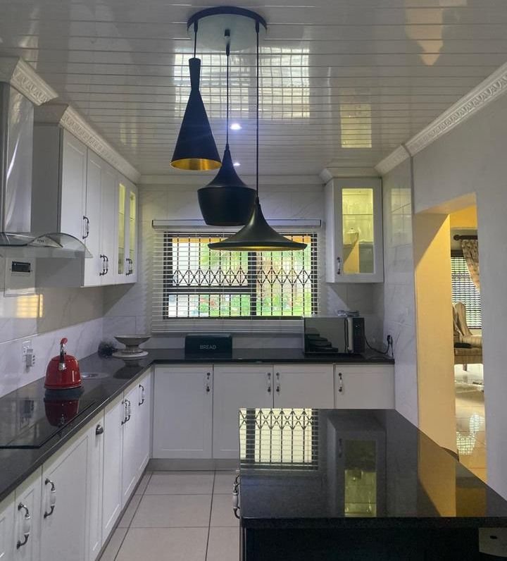 5 Bedroom Property for Sale in Proclamation Hill Gauteng