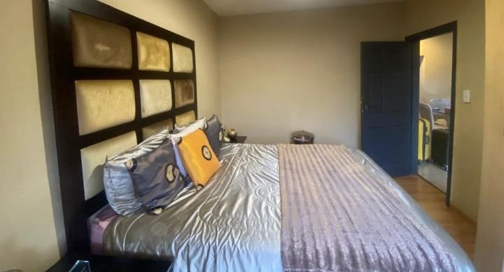 5 Bedroom Property for Sale in Proclamation Hill Gauteng