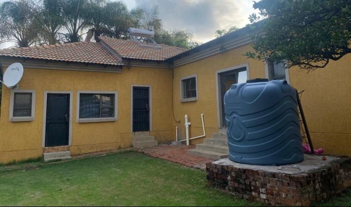 5 Bedroom Property for Sale in Proclamation Hill Gauteng