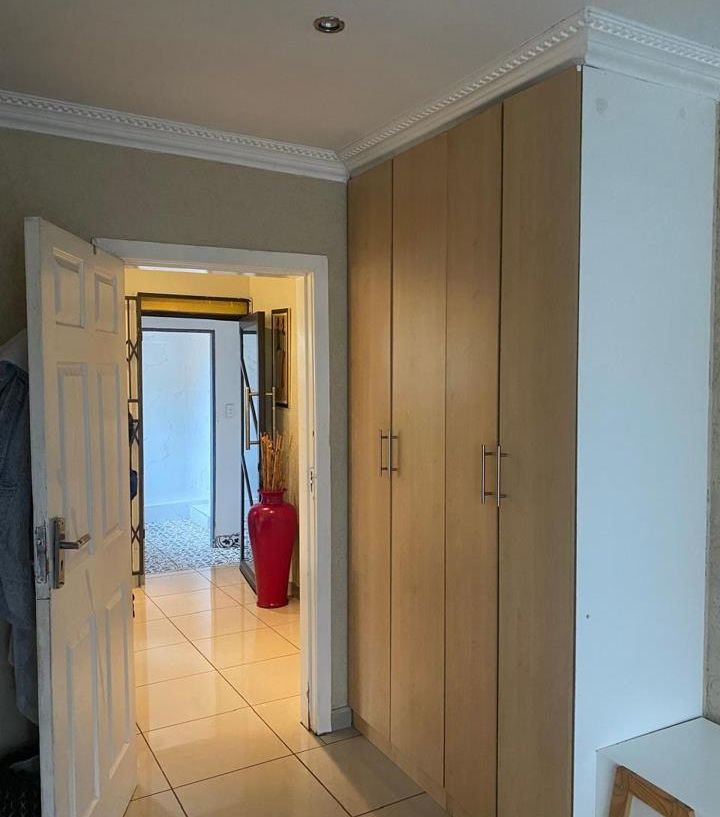 5 Bedroom Property for Sale in Proclamation Hill Gauteng