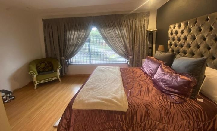 5 Bedroom Property for Sale in Proclamation Hill Gauteng
