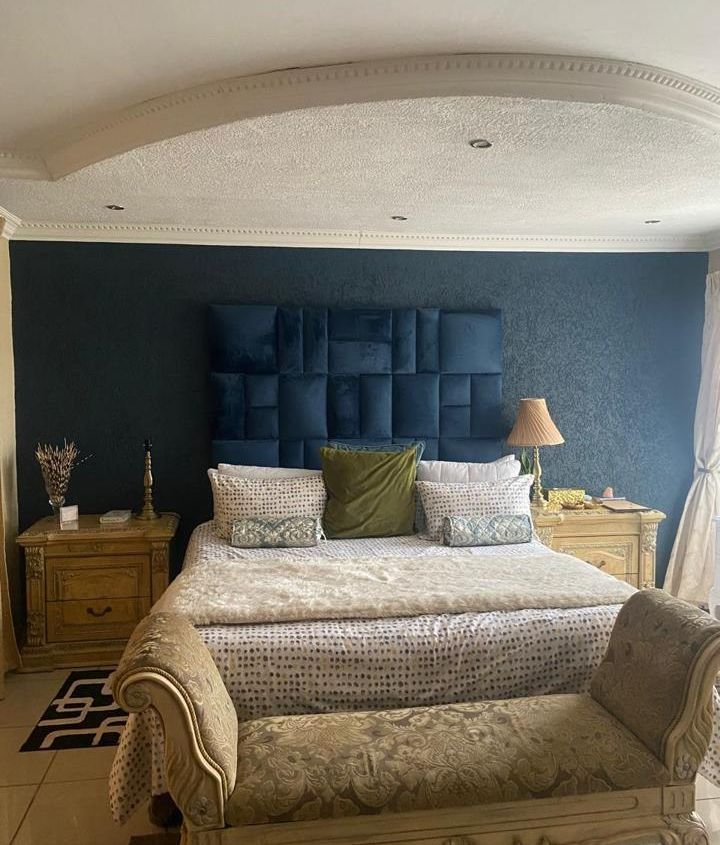 5 Bedroom Property for Sale in Proclamation Hill Gauteng