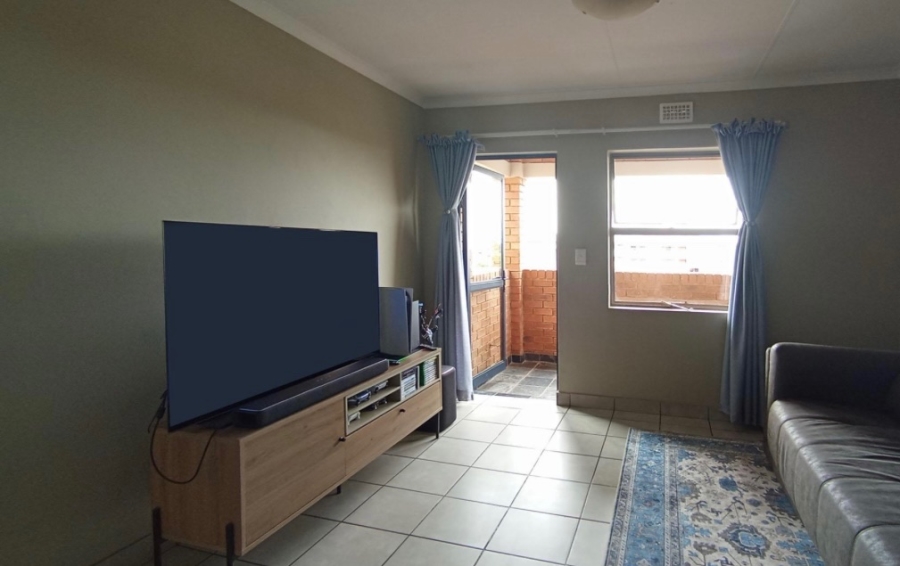  Bedroom Property for Sale in Heuwelsig Estate Gauteng