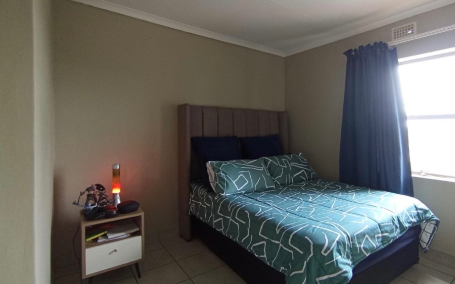  Bedroom Property for Sale in Heuwelsig Estate Gauteng