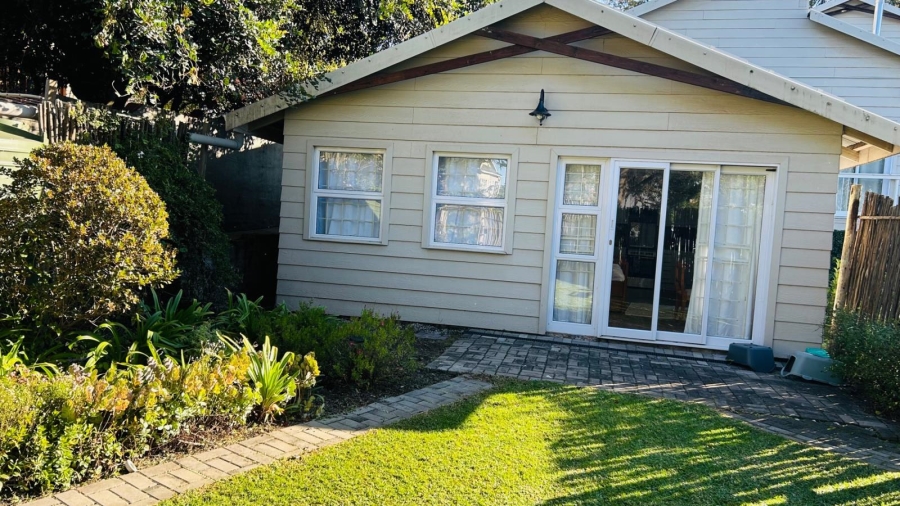 To Let 1 Bedroom Property for Rent in Abbotsford Gauteng