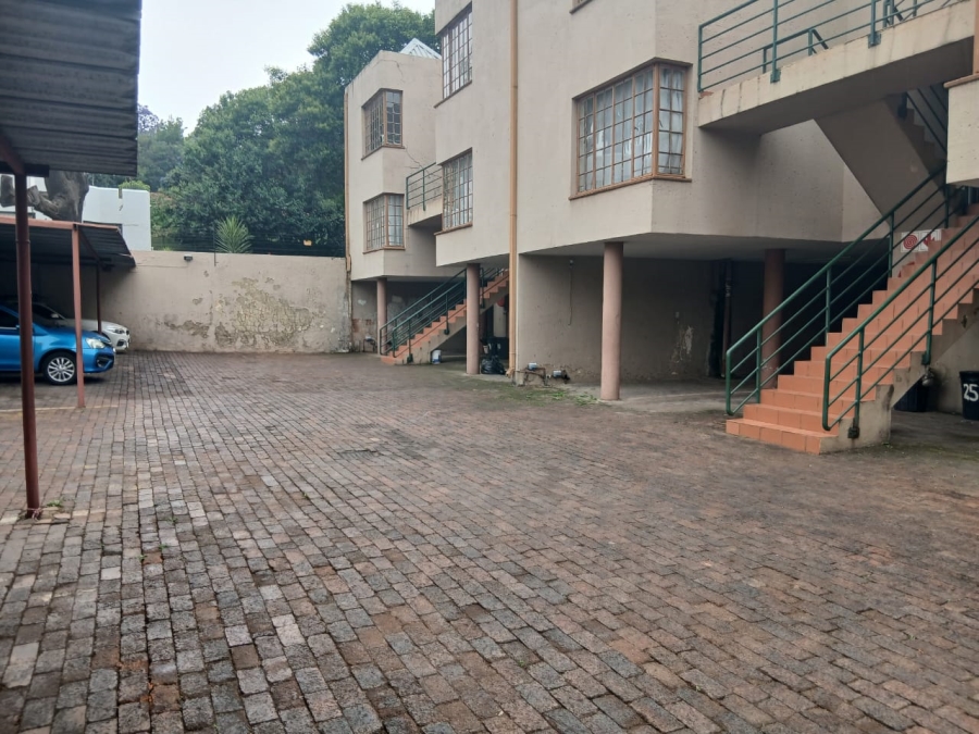 1 Bedroom Property for Sale in Upper Houghton Gauteng