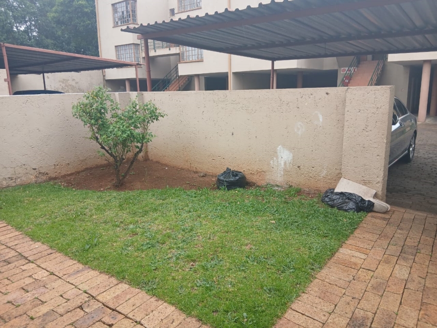 1 Bedroom Property for Sale in Upper Houghton Gauteng