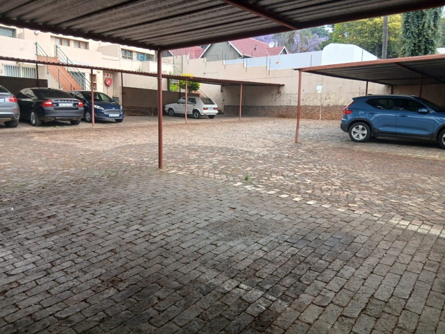 1 Bedroom Property for Sale in Upper Houghton Gauteng