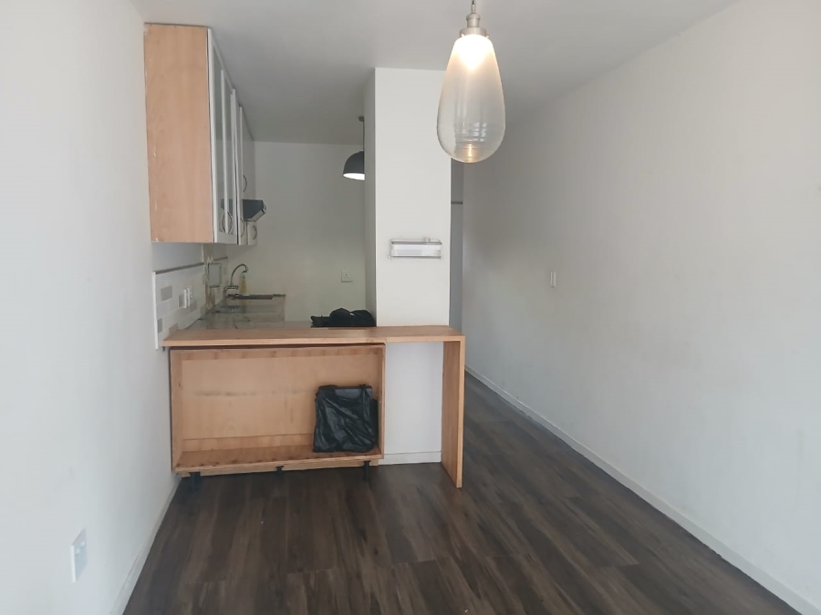 1 Bedroom Property for Sale in Upper Houghton Gauteng