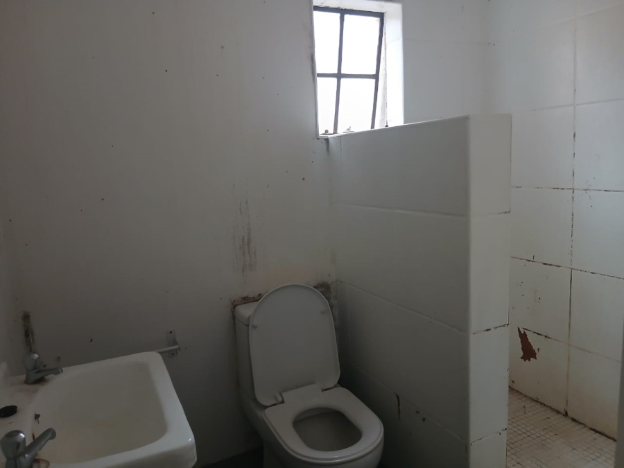 1 Bedroom Property for Sale in Upper Houghton Gauteng