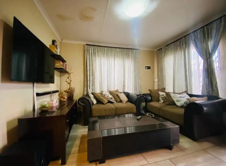 2 Bedroom Property for Sale in Soshanguve East Gauteng