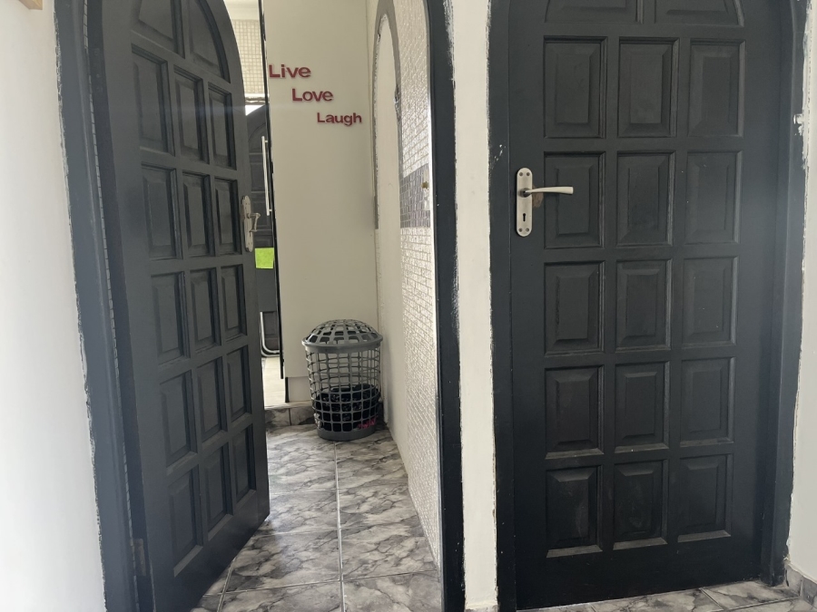 2 Bedroom Property for Sale in Pretoria Gauteng