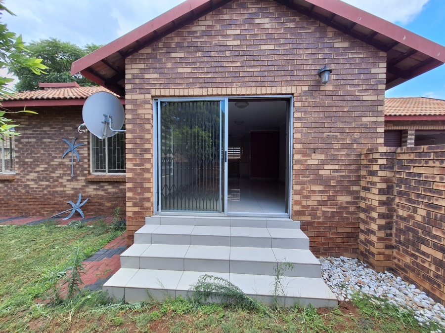 3 Bedroom Property for Sale in Thatchfield Estate Gauteng