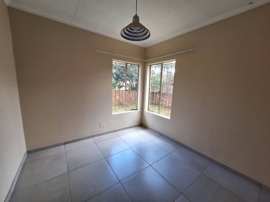 3 Bedroom Property for Sale in Thatchfield Estate Gauteng