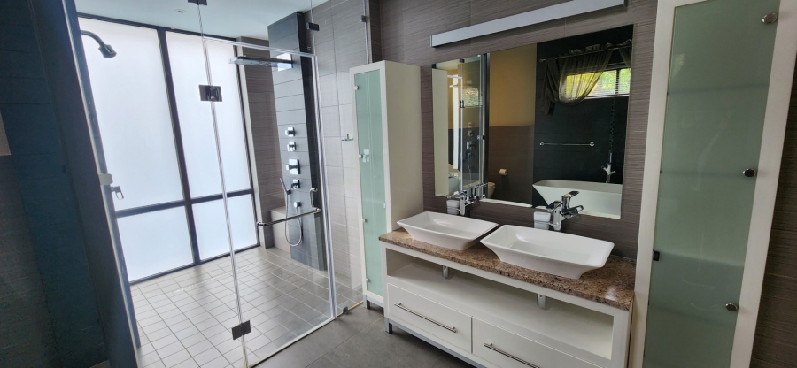 3 Bedroom Property for Sale in Bedfordview Gauteng