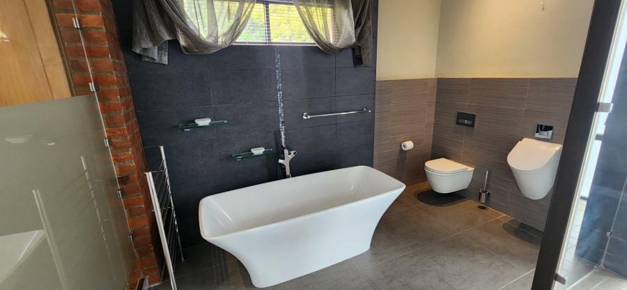 3 Bedroom Property for Sale in Bedfordview Gauteng
