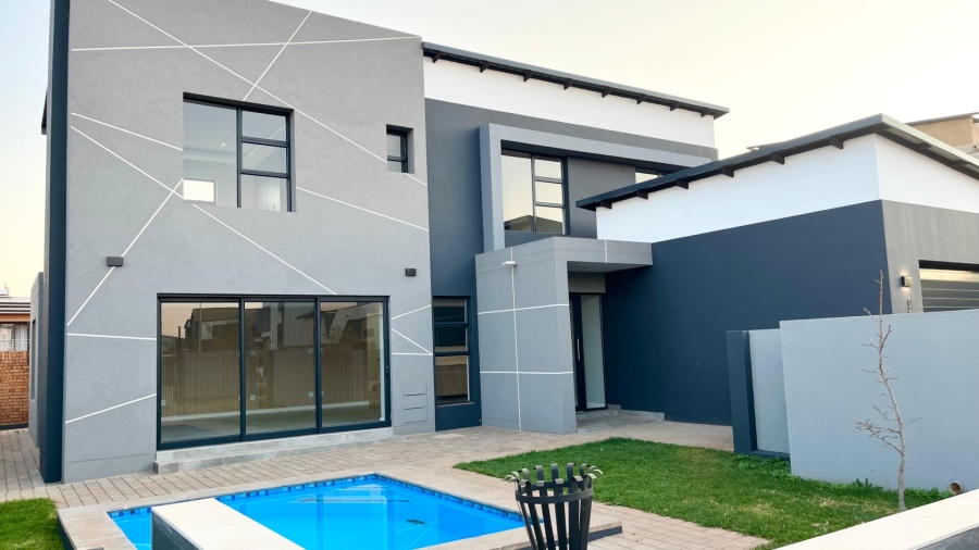 4 Bedroom Property for Sale in Fountainbrook Estate Gauteng