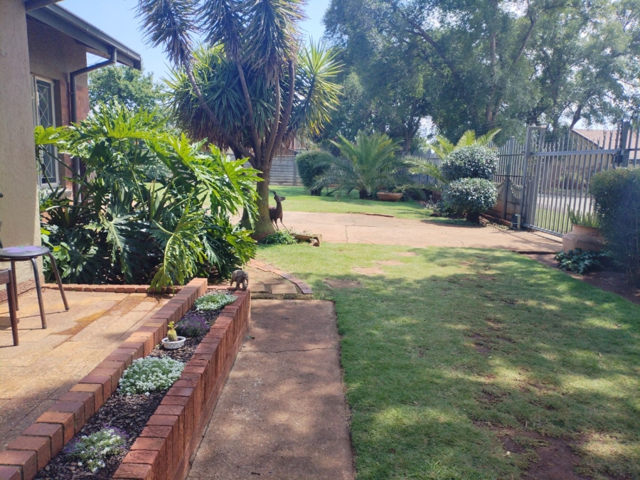 3 Bedroom Property for Sale in Casseldale Gauteng