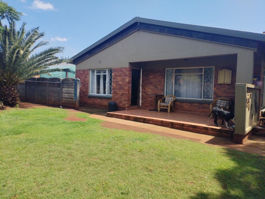 3 Bedroom Property for Sale in Casseldale Gauteng