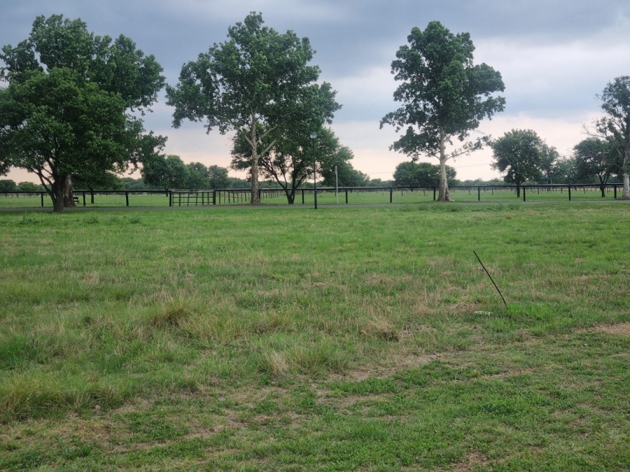 Commercial Property for Sale in Waterlake Farm Lifestyle Estate Gauteng