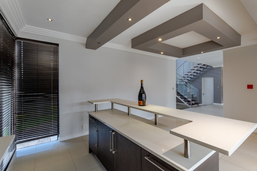 To Let 5 Bedroom Property for Rent in Waterfall Country Estate Gauteng