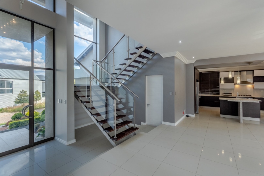 To Let 5 Bedroom Property for Rent in Waterfall Country Estate Gauteng