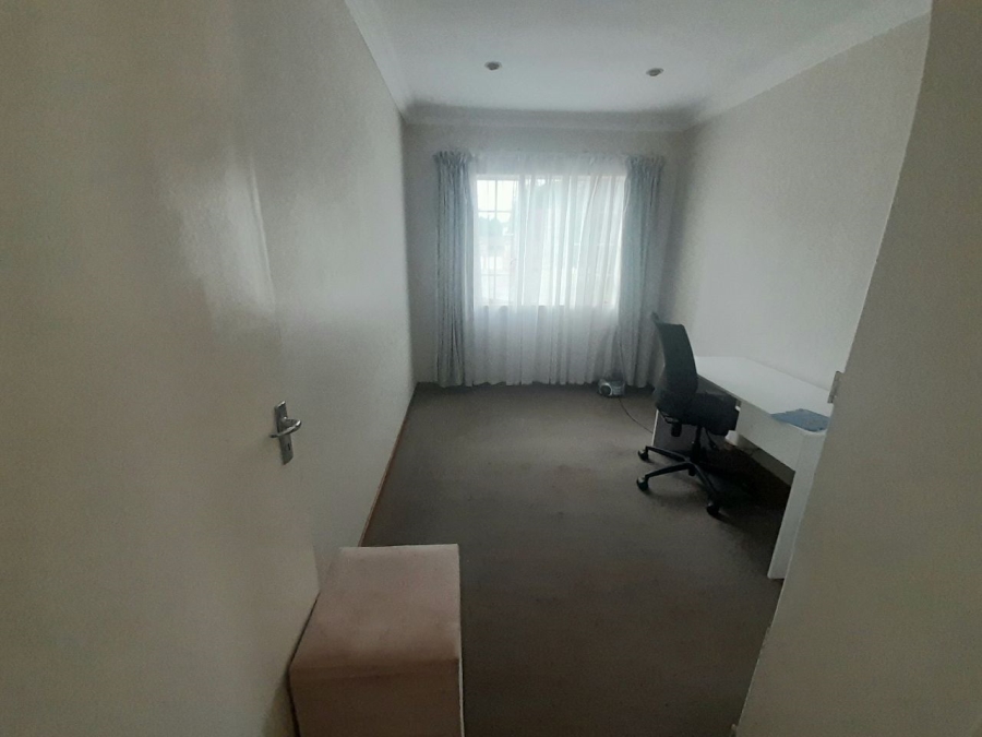 3 Bedroom Property for Sale in Lyttelton Manor Gauteng