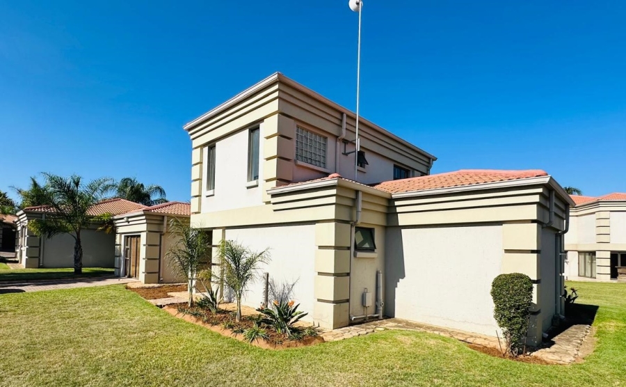 4 Bedroom Property for Sale in Vaal Marina Gauteng
