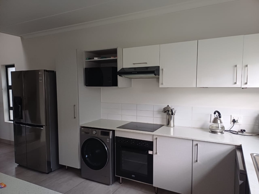 4 Bedroom Property for Sale in Thatchfield Ridge Gauteng