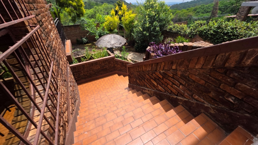 2 Bedroom Property for Sale in Laudium Gauteng