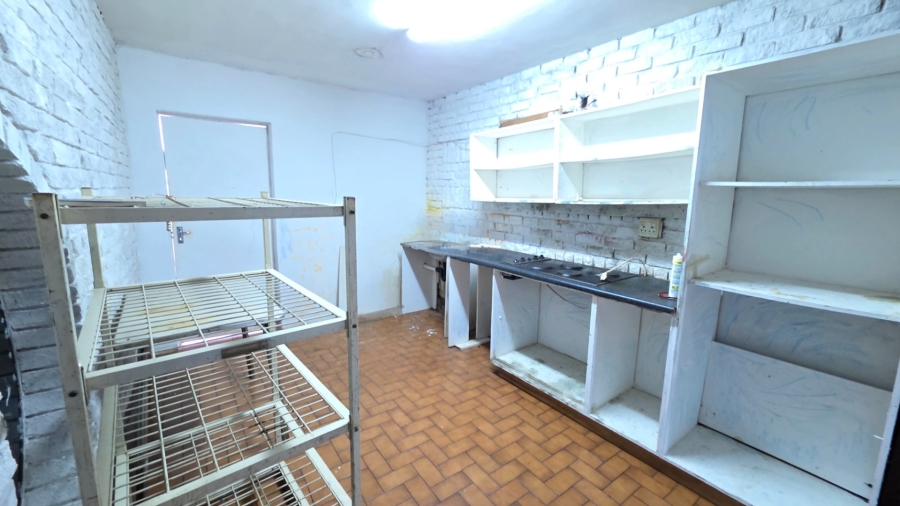 2 Bedroom Property for Sale in Laudium Gauteng