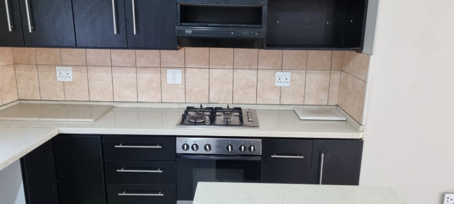 2 Bedroom Property for Sale in Klippoortjie Gauteng