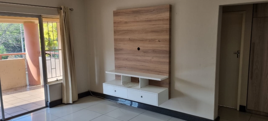 2 Bedroom Property for Sale in Klippoortjie Gauteng